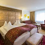 Hubertushof 4*
