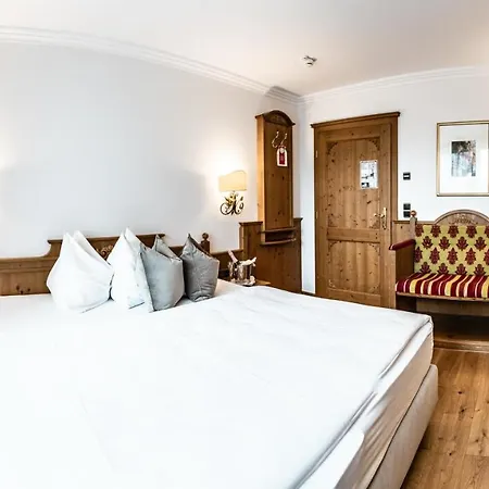 Hubertushof Hotel