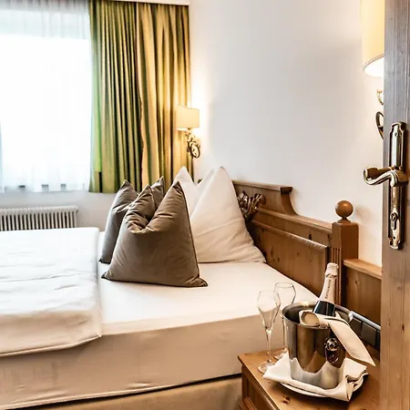 מלון Hubertushof אניף