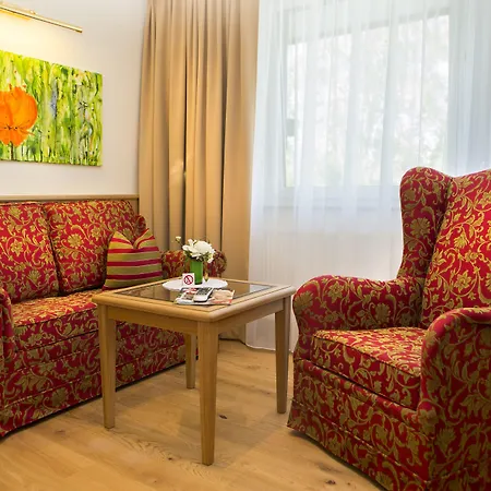 Hotel Hubertushof 4*