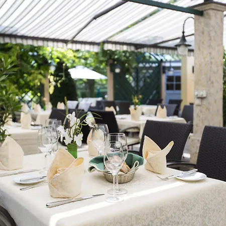 Hotel Hubertushof 4*