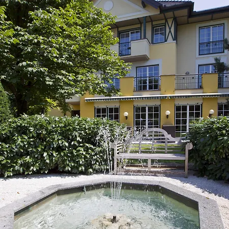 Hubertushof 4* Anif
