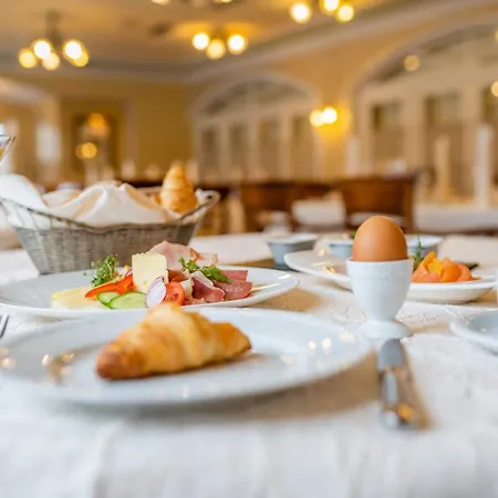 Hubertushof Hotel 4*