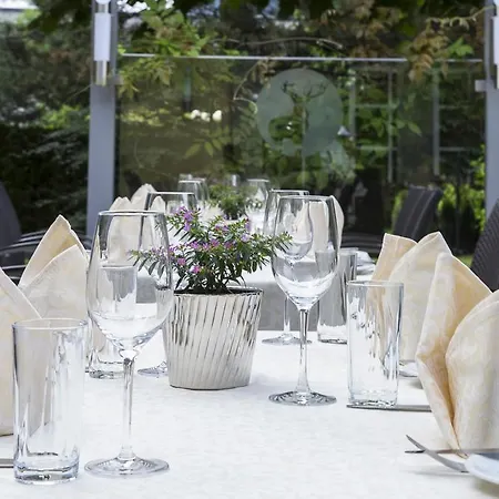 Hubertushof Hotel Anif