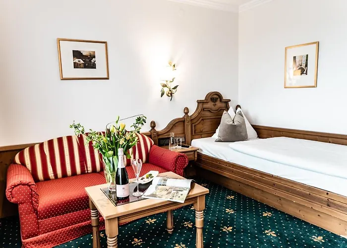 Hubertushof Hotel Anif