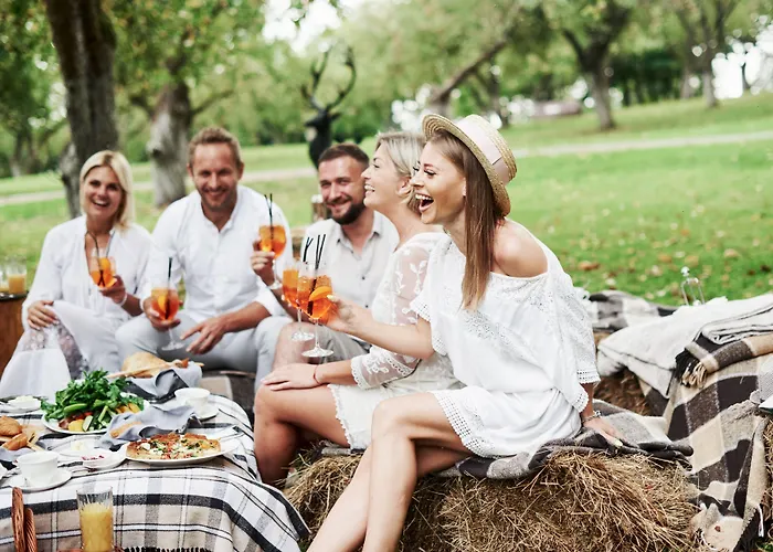 Hubertushof فندق انيف